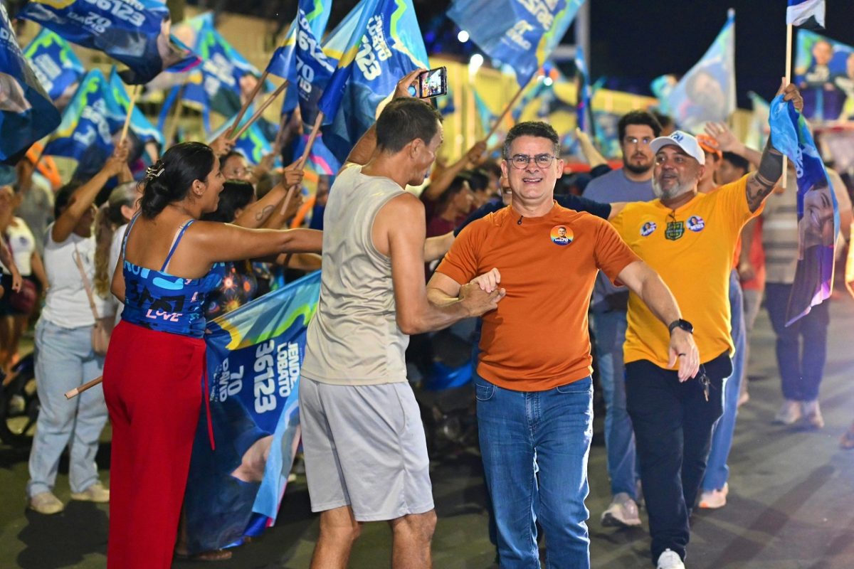 David inicia nova fase da campanha em Parintins, compara gestões e diz que o interior “merece mais e melhor”