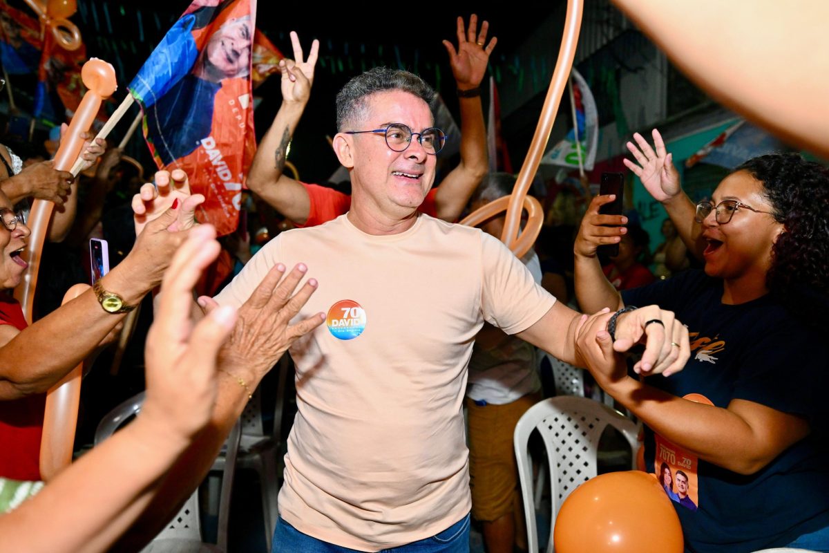 Em 48 horas, Justiça Eleitoral rejeita duas ações da coligação adversária contra David Almeida