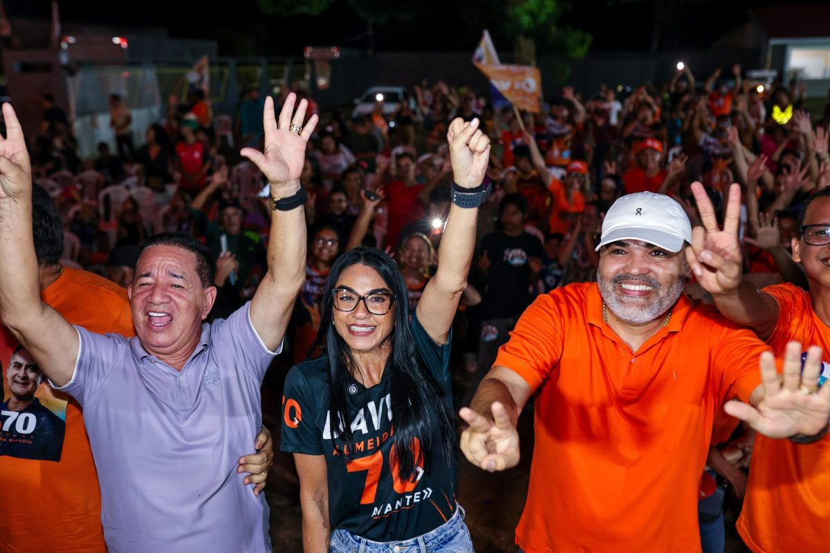 Em Presidente Figueiredo, Dra. Shádia participa de carreata, defende turismo com infraestrutura e transformação do município em polo regional do AM