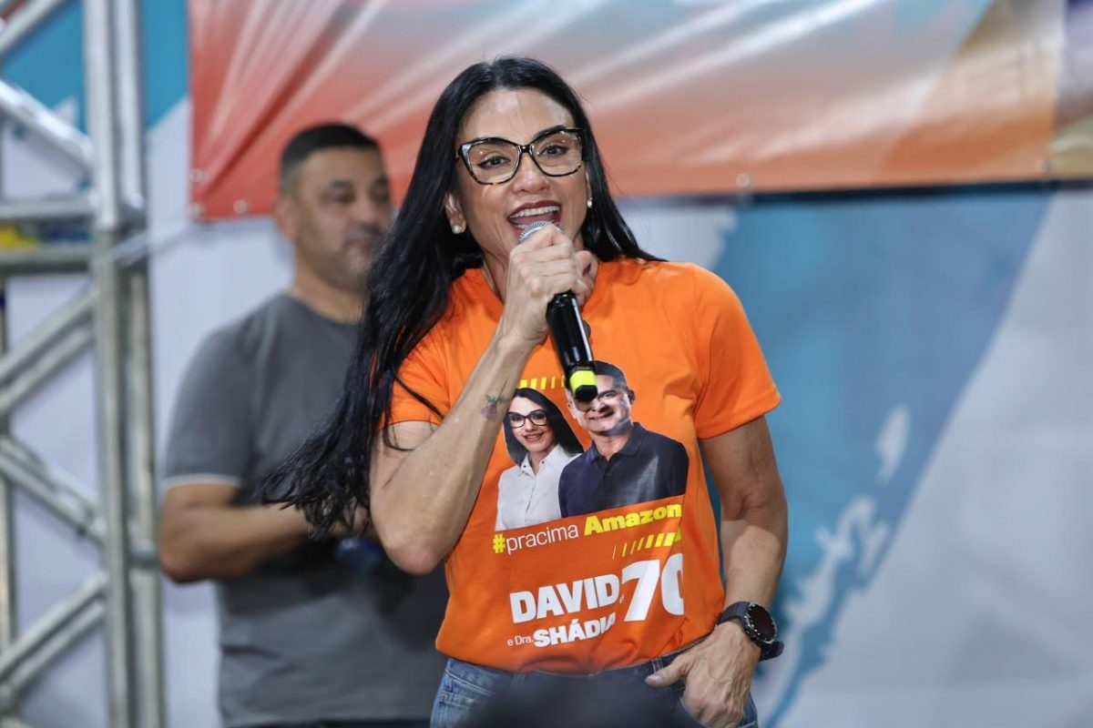 ”O único legado que uma família pode deixar para o seu filho é a educação”, afirma Dra. Shádia, vice de David