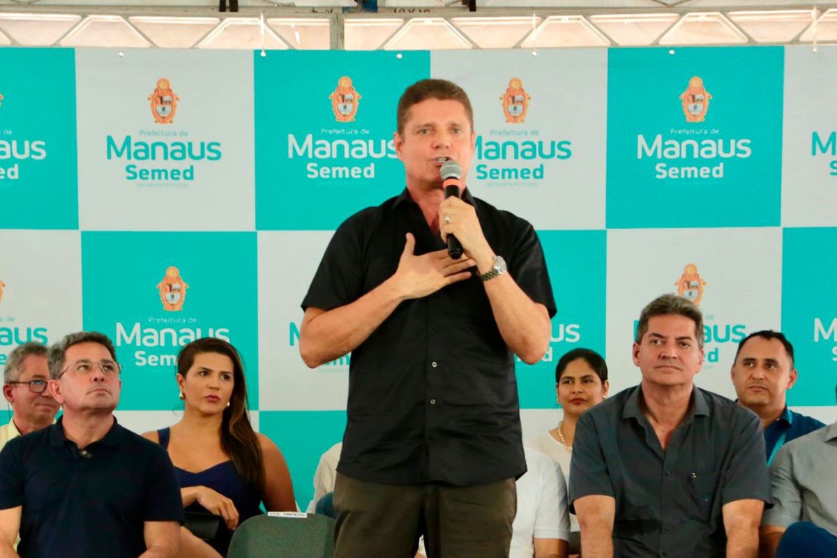 Marcos Rotta discursa durante evento da Prefeitura de Manaus ao anunciar pré-candidatura ao Senado