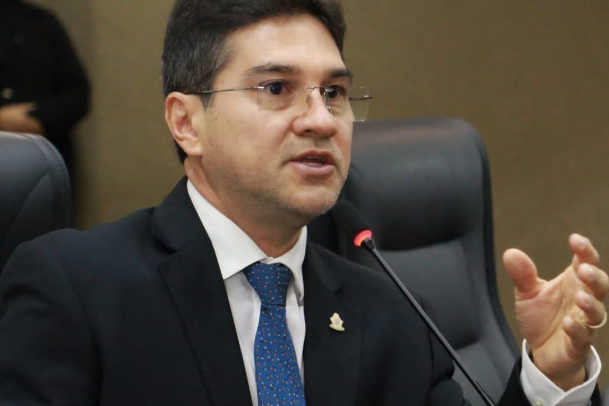Vereador Jander Lobato fala sobre lei que garante suporte a alunos superdotados em Manaus