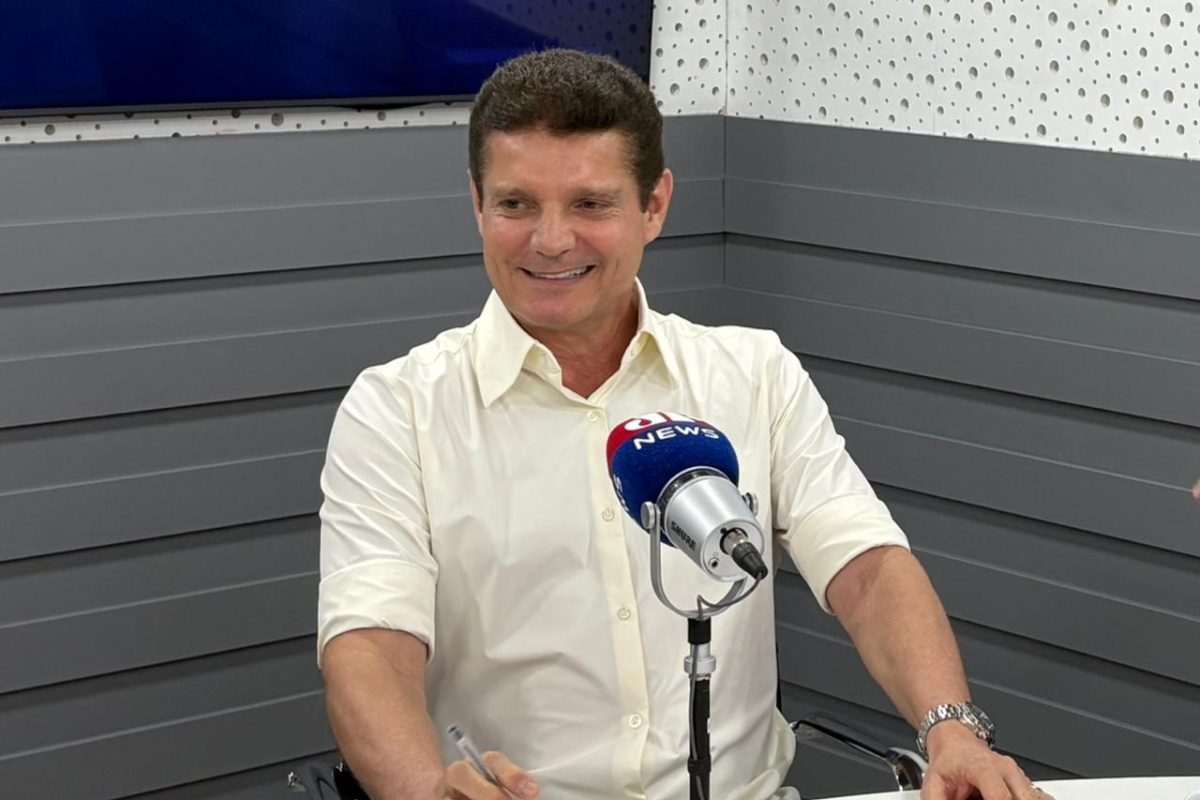 Marcos Rotta durante entrevista falando sobre propostas para o Senado pelo Amazonas