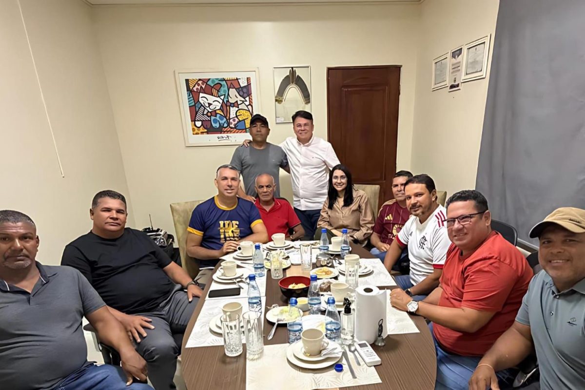 Pré-candidato do Agir intensifica agendas em Coari, Tefé, Codajás e Alvarães com lideranças comunitárias, eventos culturais e ações sociais.