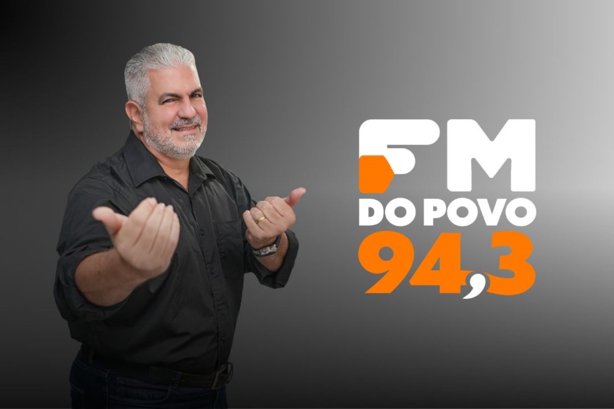 Radialista Fred Lobão, apresentador do programa Show de Notícias da FM do Povo 94,3, que vai ao ar de segunda a sexta-feira, às 17h.