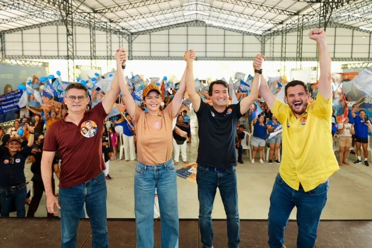Jender Lobato, David Almeida, Renato Júnior e Aryel Almeida durante encontro com mais de 600 moradores no Ramal do Brasileirinho, na zona rural de Manaus.