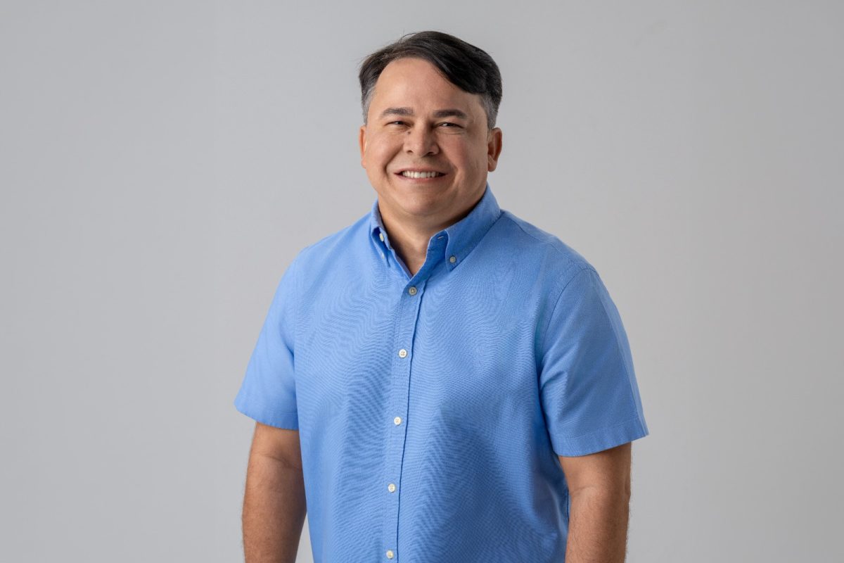 Keitton Batista durante campanha eleitoral como candidato a deputado estadual pelo Agir