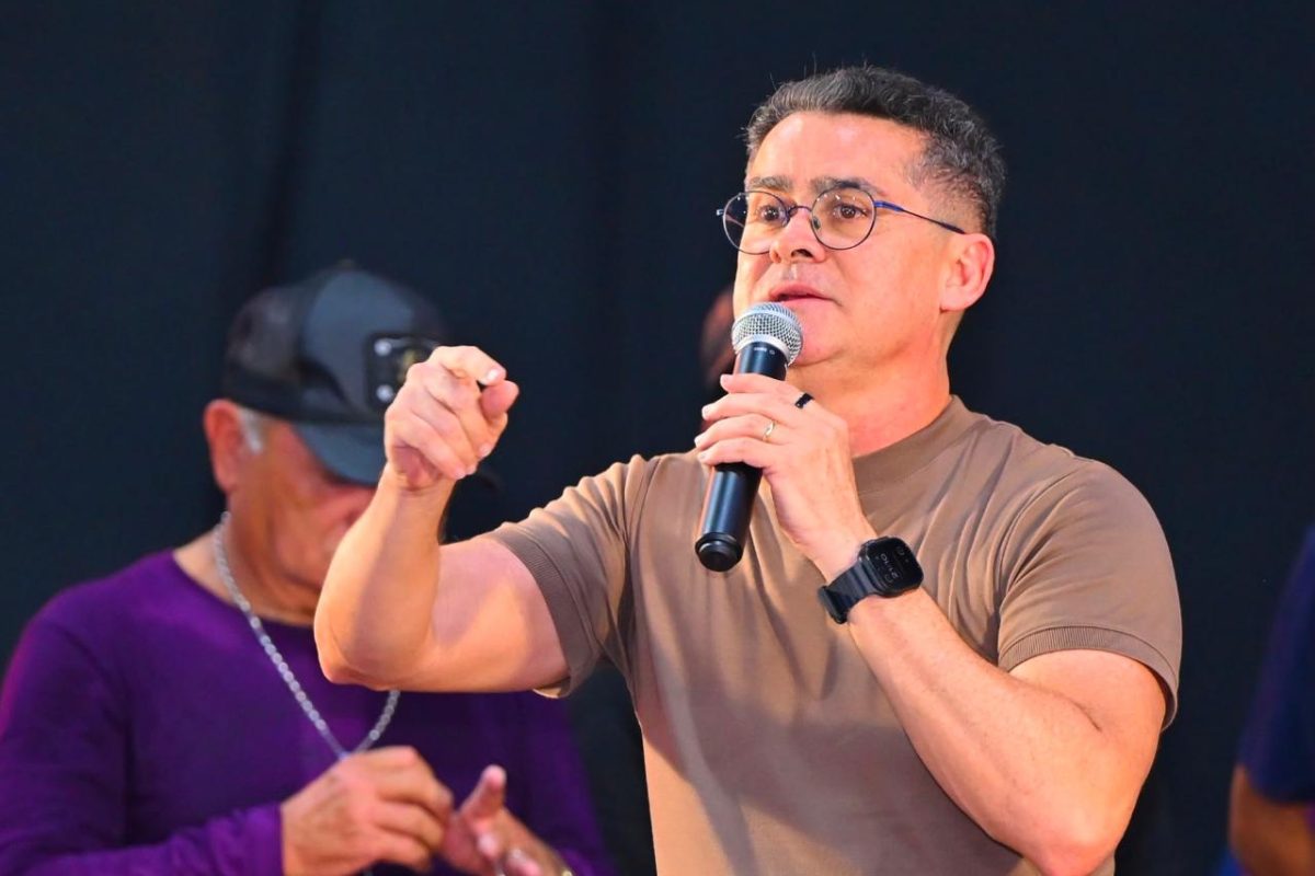 David Almeida atribui paralisação do transporte coletivo ao descumprimento de convênio pelo Governo do Estado